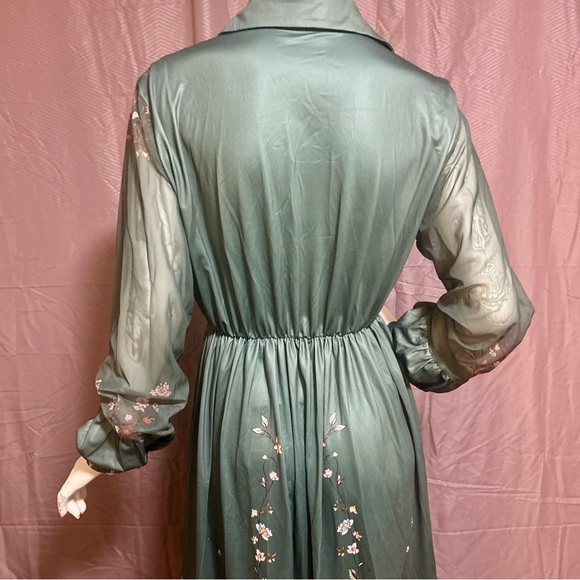 Green Floral Chiffon Maxi Dress  Boho Prairie Long Sleeve Elastic Waist Size: M - Picture 9 of 13